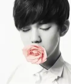 童星的正确打开方式小飞流17岁依然萌你一脸血