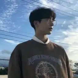 男生冷漠的风格头像爱情太奢侈了