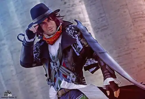 意大利男模cos动漫游戏角色神模拟艾斯火焰霸气