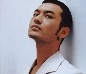 2015最时尚的男人发型还不敢看去理个这样的发型帅帅的