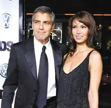 乔治克鲁尼闹分手不满女友做隆胸手术