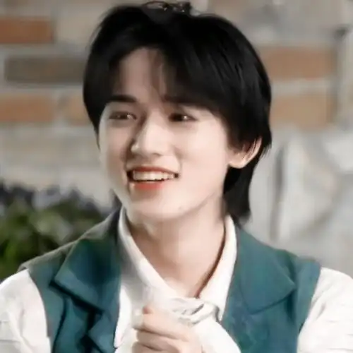 宋亚轩超可爱头像