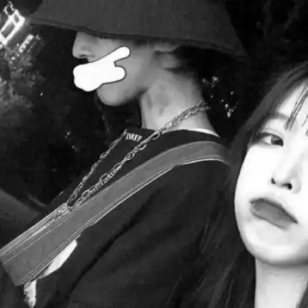 冷酷黑白情侣头像,不拼不搏人生白活努力吧