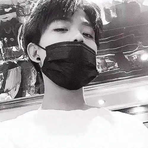 黑白款的男生女生头像