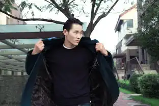 组图李振公园街拍曝光调皮上演完美长腿杀