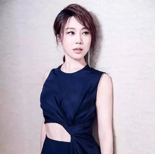 闫妮16年的蜕变女人,不要低估十年后的自己