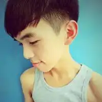 我会在你身边为你挡风遮雨