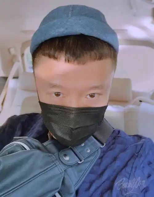 子欲养亲不待孙红雷穿衣时髦含泪上台领奖感谢我那天堂的母亲