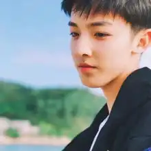 男生头像只知纸短情长