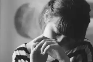 超伤感图片生不如死