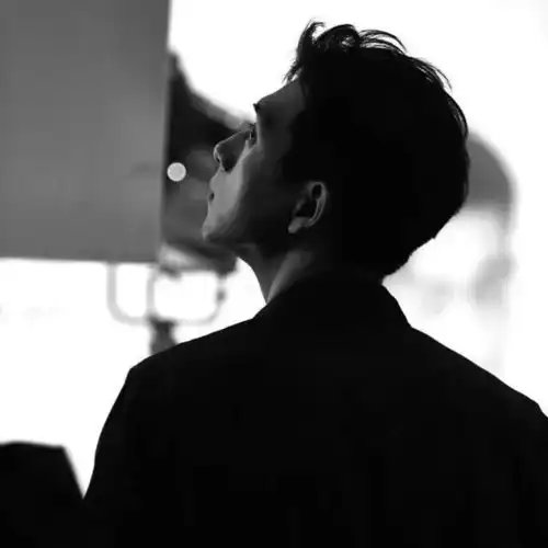 精选头像.ontheotherside