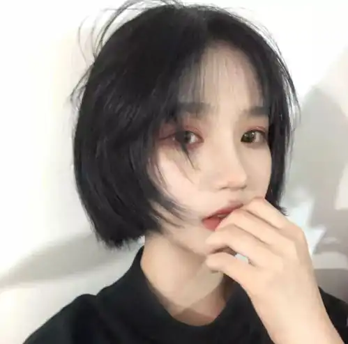 头像思念你就和咳嗽一样,再怎么制止却又无能为力