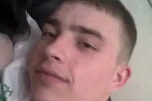 丧心病狂英19岁男子持刀行凶后称喜欢做杀人犯