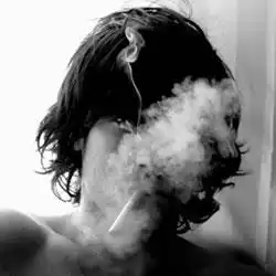 求欧美男士抽烟的头像