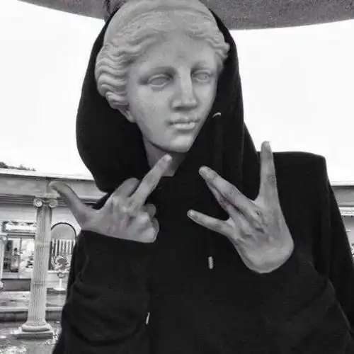 各位有没有比较文艺的男生头像