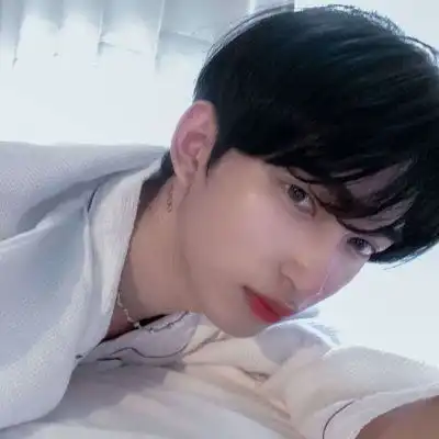 沫兮高清唯美气质精致男生头像