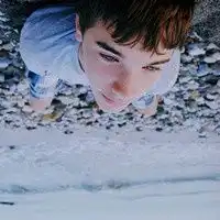 个性欧美范男生来了