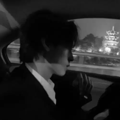 万花图头像要开心你迟早是别人的宝藏