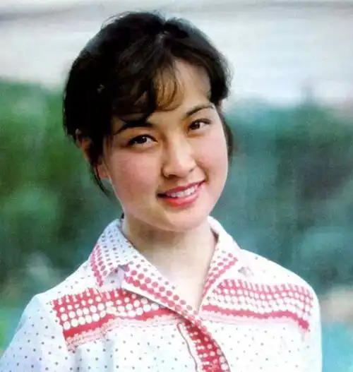 65岁的刘晓庆又要挑战自己,继续装嫩扮少女,引来网友一片质疑声