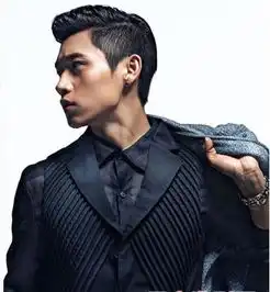 男生莫西干短发发型别样的帅气感男人的气场尽显