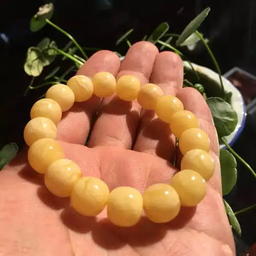 如果你身边有戴手串的人,最好让他们也看看这篇文章