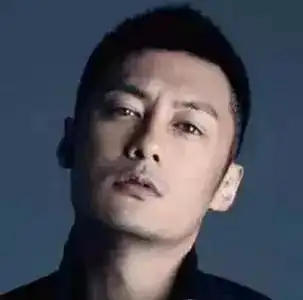 2018夏季最流行的男生发型,你中意哪款