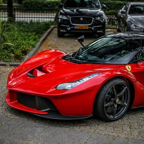 法拉利拉法反着念一遍为什么成为男人的梦想之车