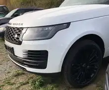 2019款柴油路虎创世加长版路虎揽胜配黑耀套件