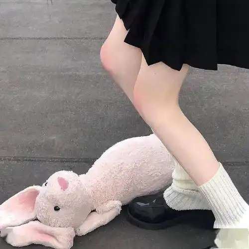 lisa头像我在熬夜,熟了叫你