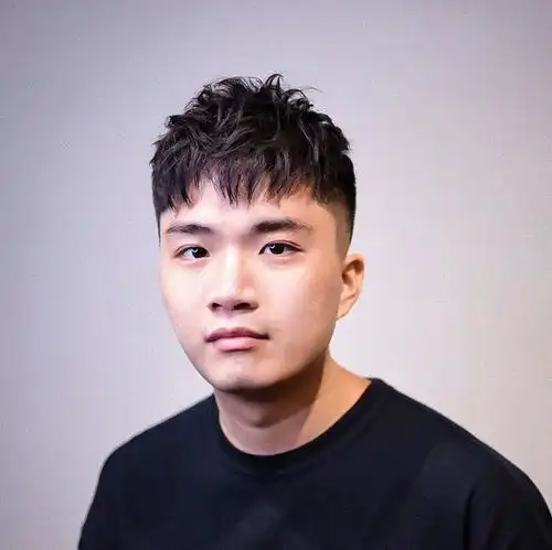 男生剪短烫发型超好看简单帅气的造型,让你的颜值也提升