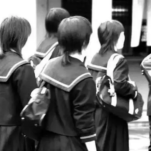 日本连环杀人案始末中年男人搭讪150名女性,杀害八人