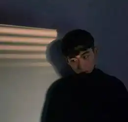 头像你需要的是一个连你的废话都会回复的人