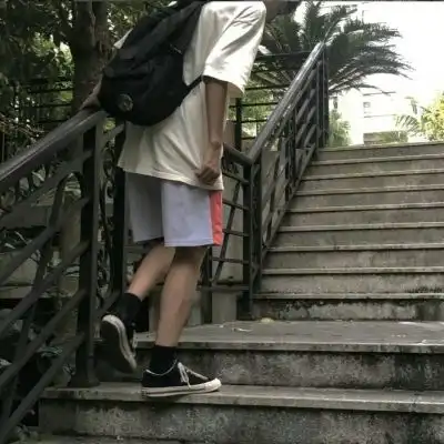 顾云曦文艺小清新真人部位男头