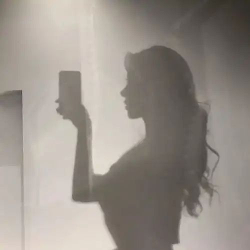 一组好看的头像超级有氛围感影子头像