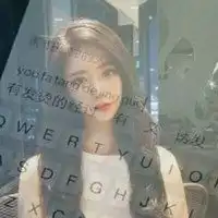 键盘女生唯美带字头像微信头像图片大全