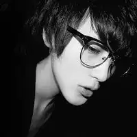 微信头像男成熟抽烟微信头像图片大全