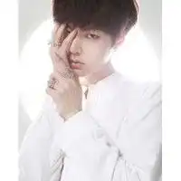 qq头像安宰贤i明星