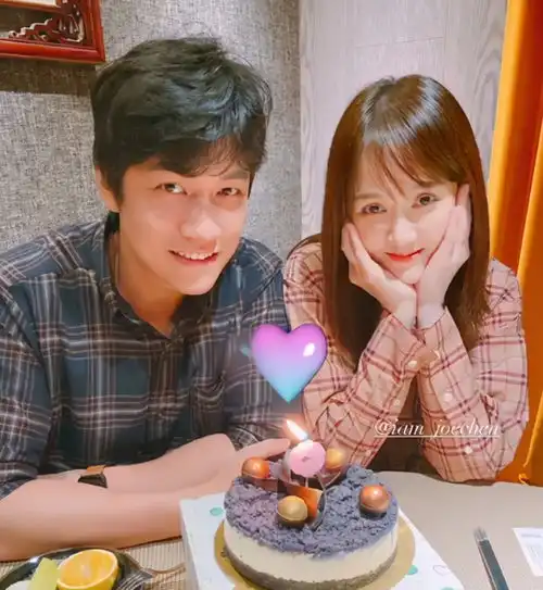 知名导演透露陈乔恩婚讯,经纪人下场打脸,本尊借机澄清男友名字