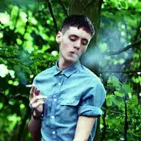 谁知道他叫什么,好喜欢他有没有他的其他头像啊,给分给分