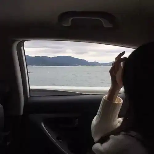 不明显单人情头一人一张