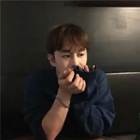 好看的快手男头像图片,帅哥的眸是深情的海