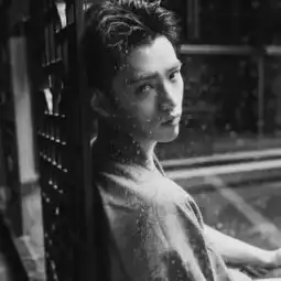 头像懂你的人才配得上你的余生