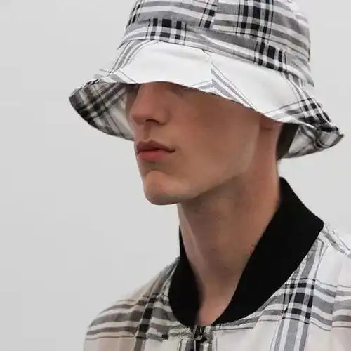 头像把偷偷花香酿成酒尽管花会枯萎