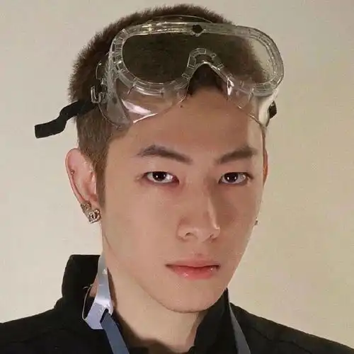 一瞬间就爱上的头像