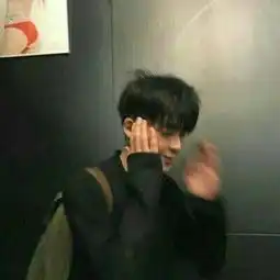 干干净净没故事一个酷字贯穿qq男生头像我要个性网