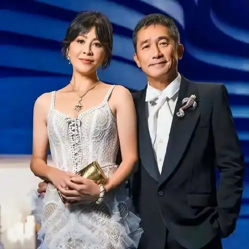 刘嘉玲晒和梁朝伟布达佩斯游玩照,无儿女对方就是自己唯一的陪伴