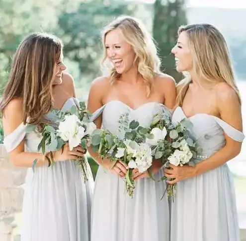 婚礼那天,我闺蜜捧着个大蒜说yes,ido