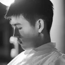 qq头像颓废男生无字黑白喜闻乐见的生活