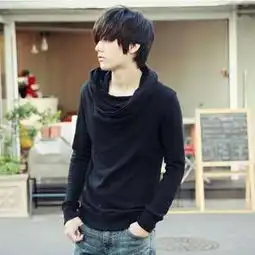 黑色衣服配什么裤子