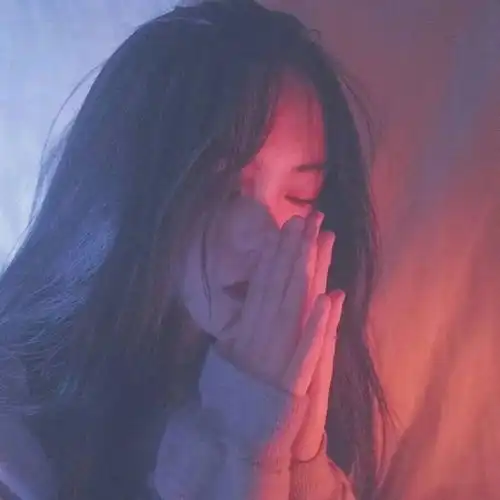 求类似的男头像